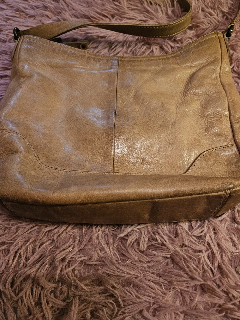 Frye☆Leather Crossbody Bag in Tan - Picture 6 of 15
